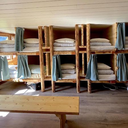 Mountain Hostel Gimmelwald Bagian luar foto