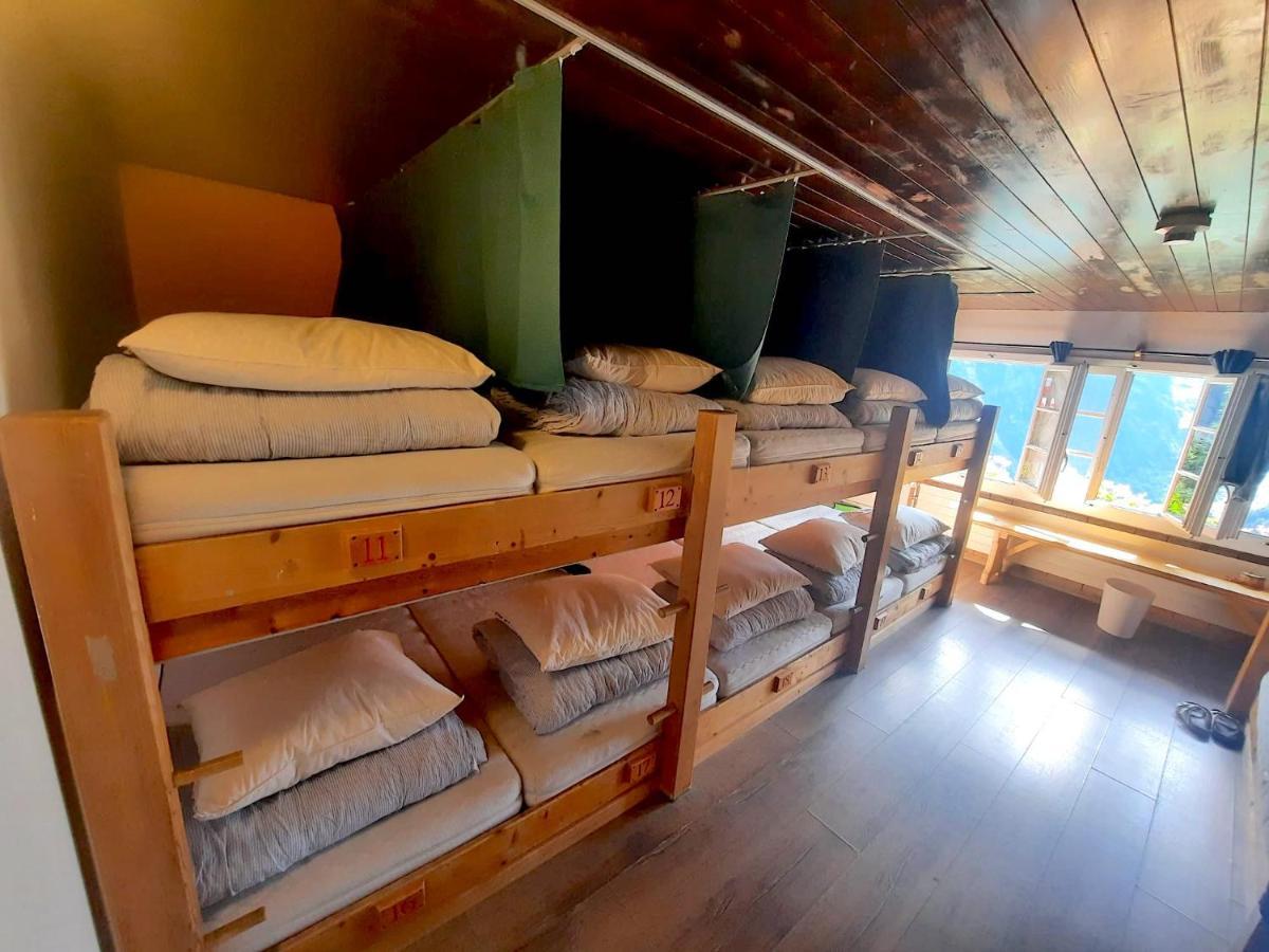 Mountain Hostel Gimmelwald Bagian luar foto